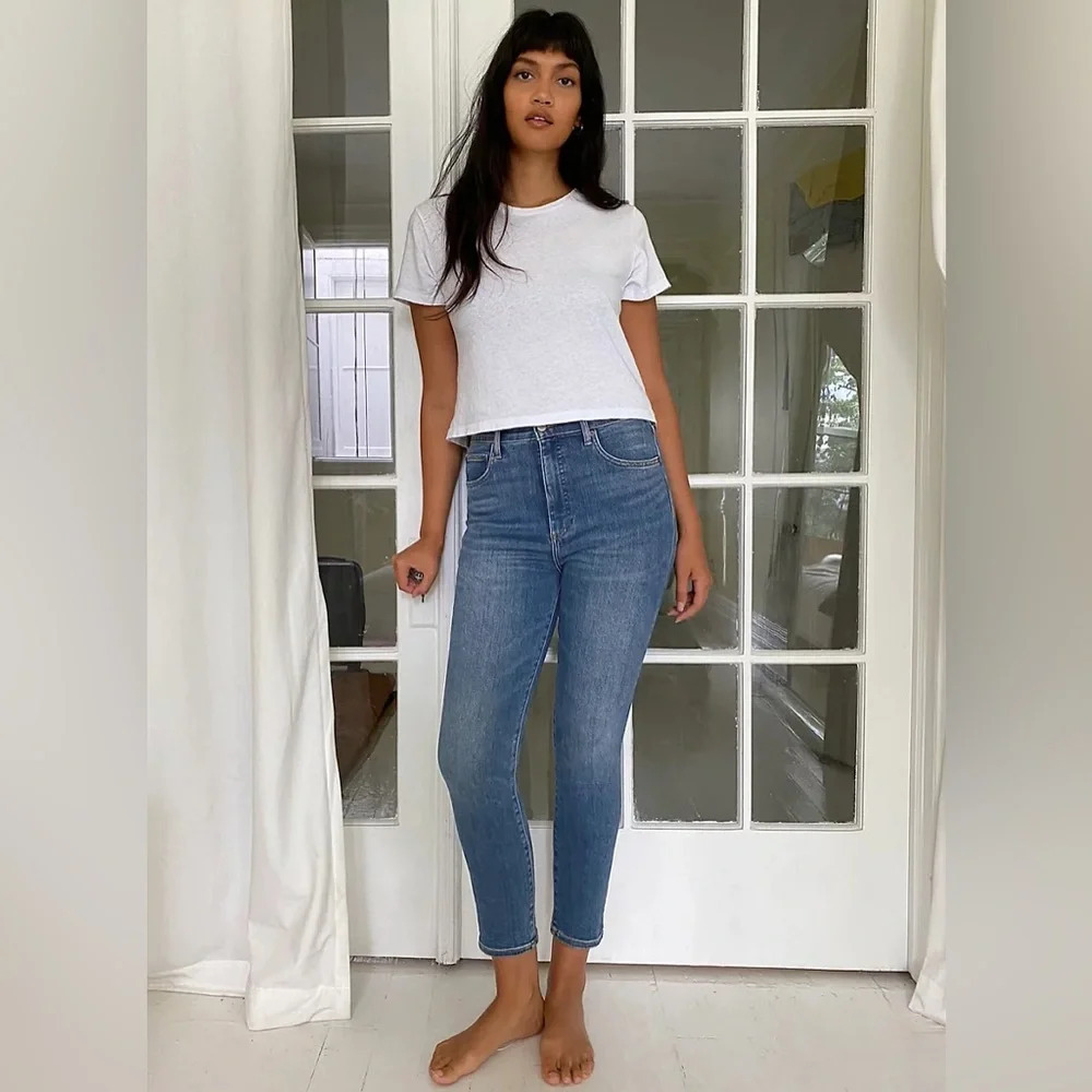 Denim Forum The  Lola High Rise Skinny, size 26
